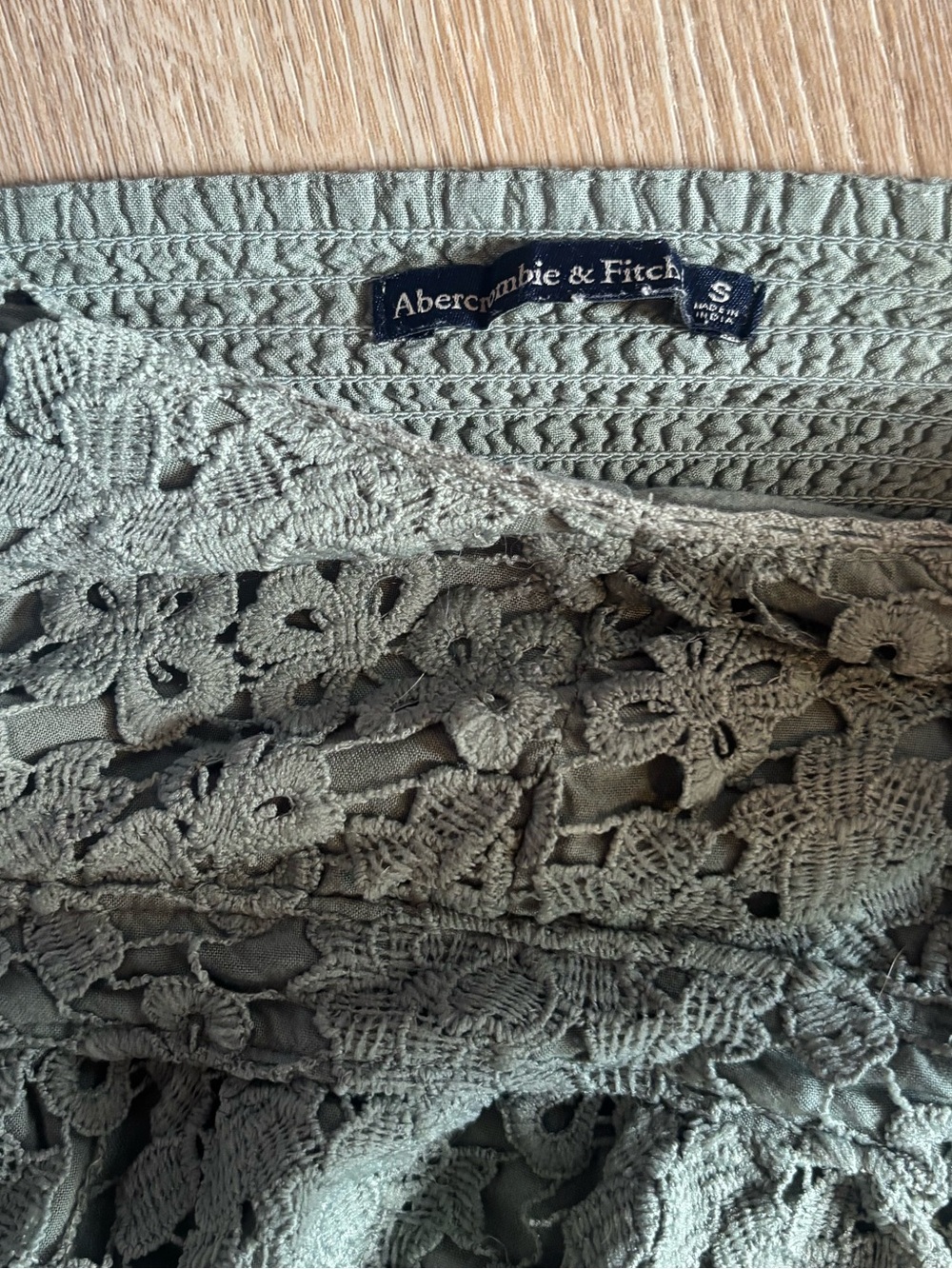 Abercrombie & Fitch Olive Green Floral Crochet Tank - Picture 2 of 3